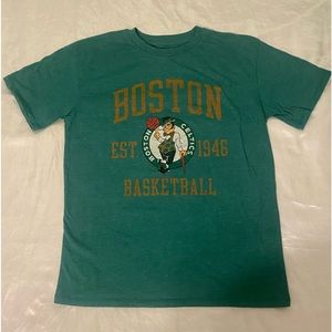 VINTAGE BOSTON CELTICS TEE SHIRT (green, youth xxl [14/16], NEW NEVER WORN)